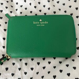 Kate Spade Vibrant Green Wallet